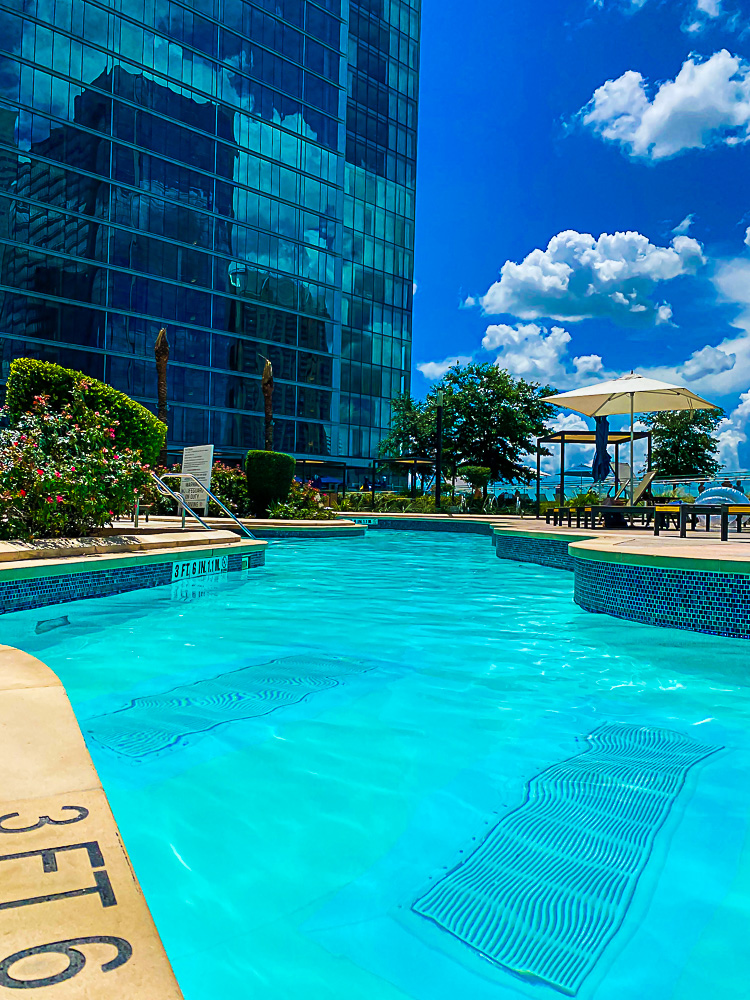 Texas shaped lazy river pool at Marriott Marquis Houston downtown.
